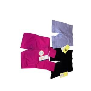 NWT 3 pieces of girls pants/shorts size 4/5